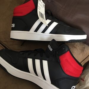 Boy Adidas Hoops Mid 2.0 Basketball Size 4